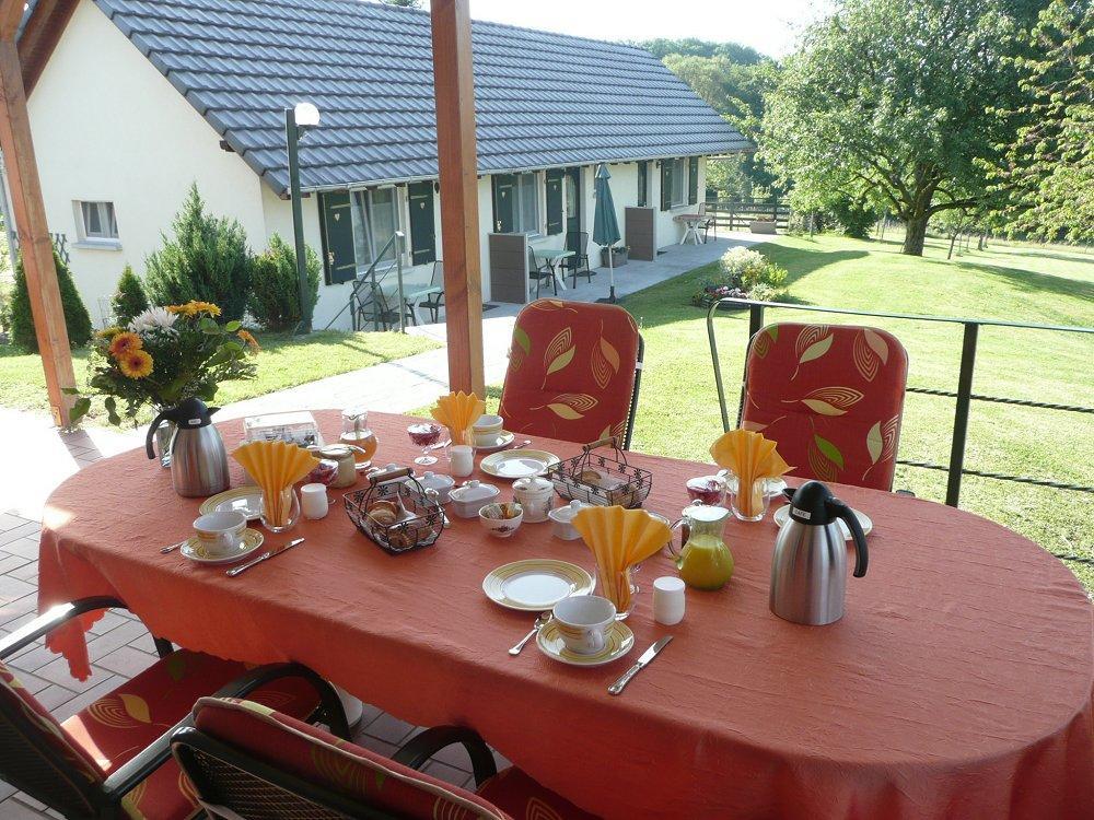 Bed and Breakfast Chez Anny Et Jean Au Mittelbuehl-Reichshoffen Esterno foto